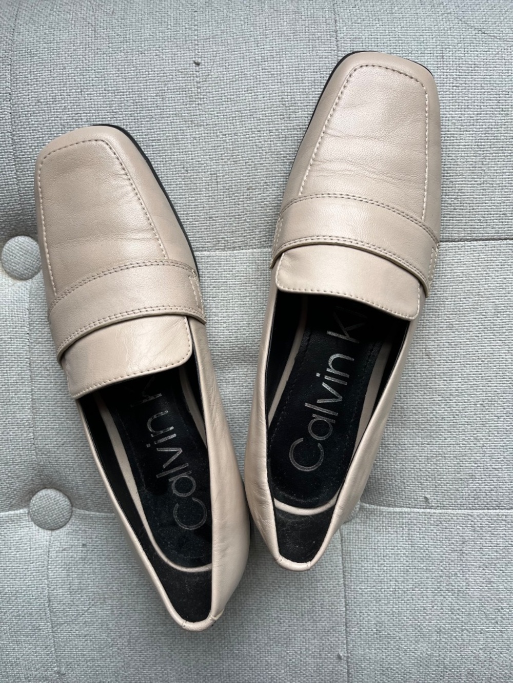 Calvin Klein loafers size 6 rare find